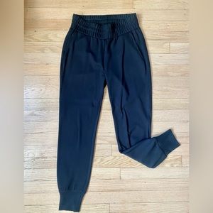 cabi black jogger pants